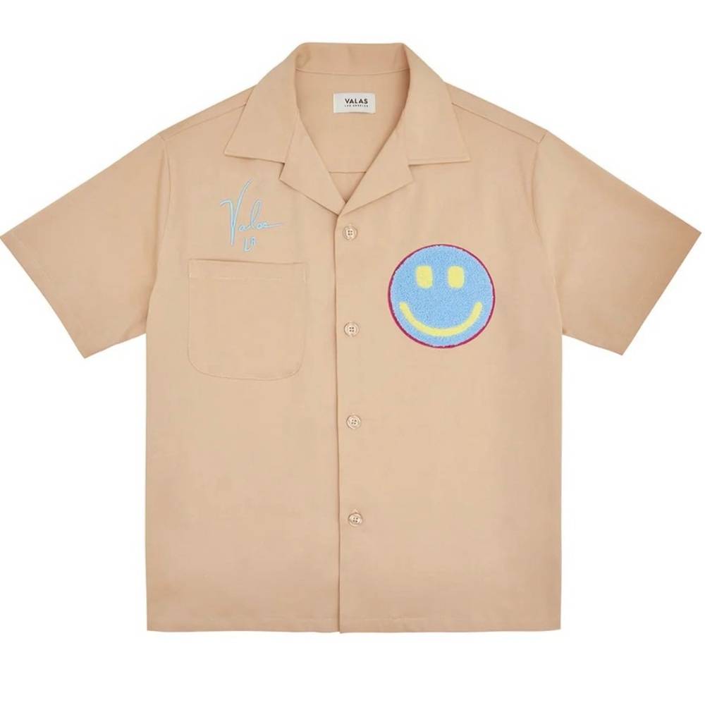 Valas LA Bowler Shirt Smiley Face Good Things Are Coming Logo Embroidered Button